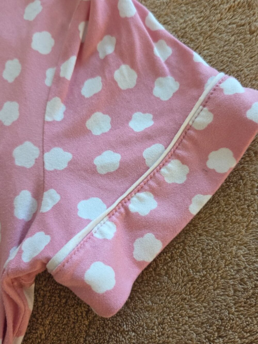 Kate Spade Pajama Set Size S Pink Clouds Short Sleeve Wide Capris ID SKYKH Cozy - Picture 4 of 14